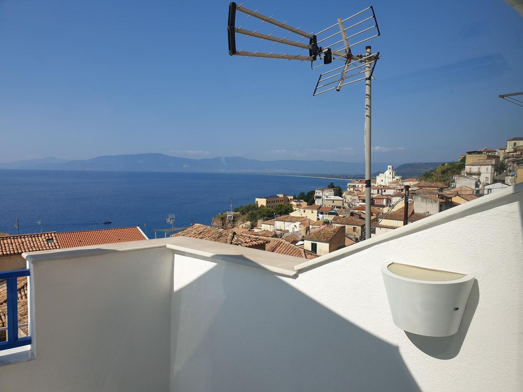 Lo studiolo Residence Pizzo  Esterno foto